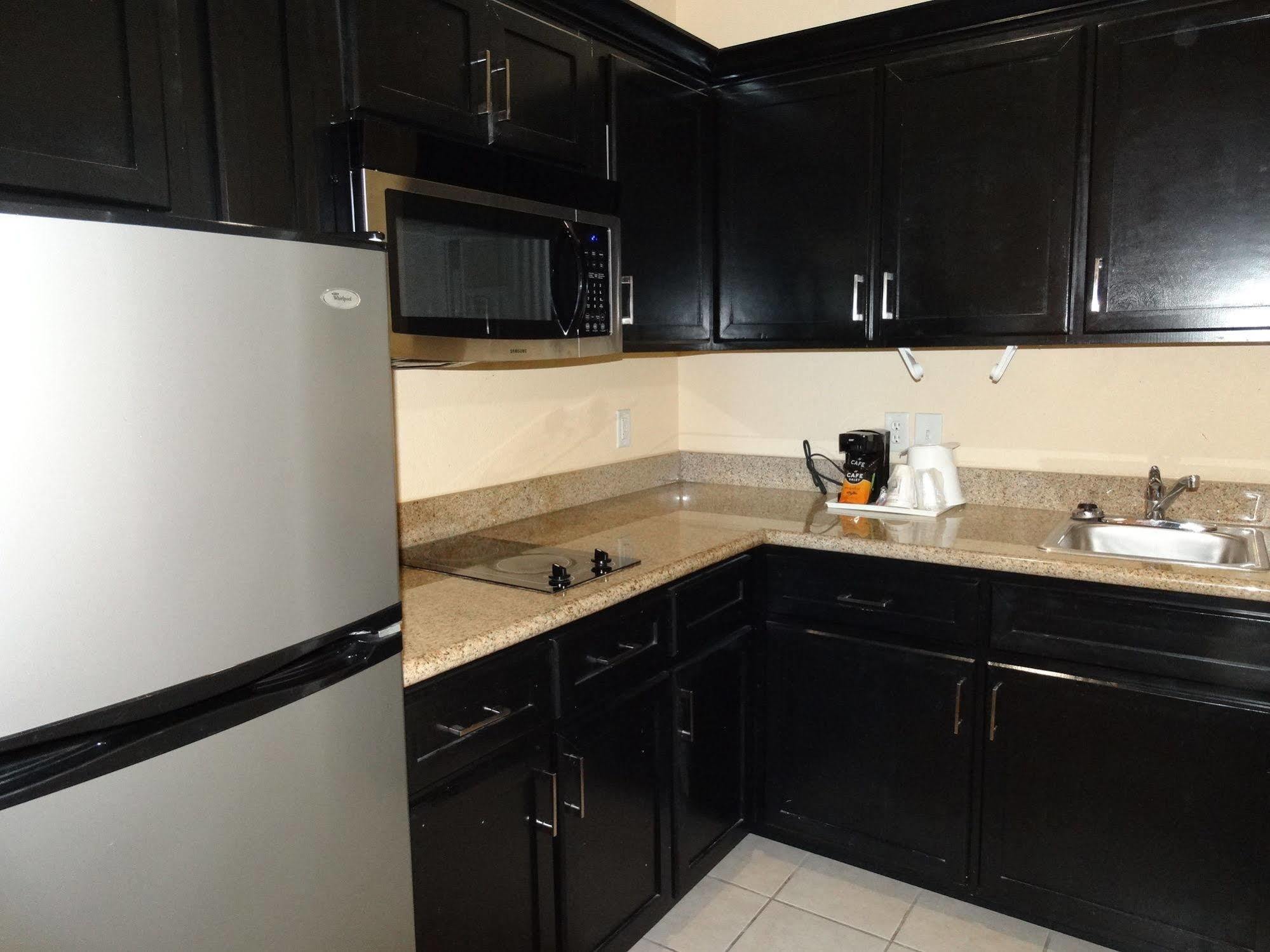 Regency Inn & Suites - Baytown Esterno foto