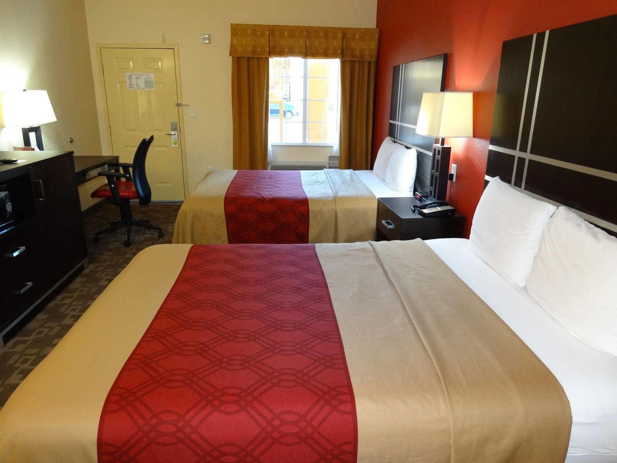 Regency Inn & Suites - Baytown Esterno foto