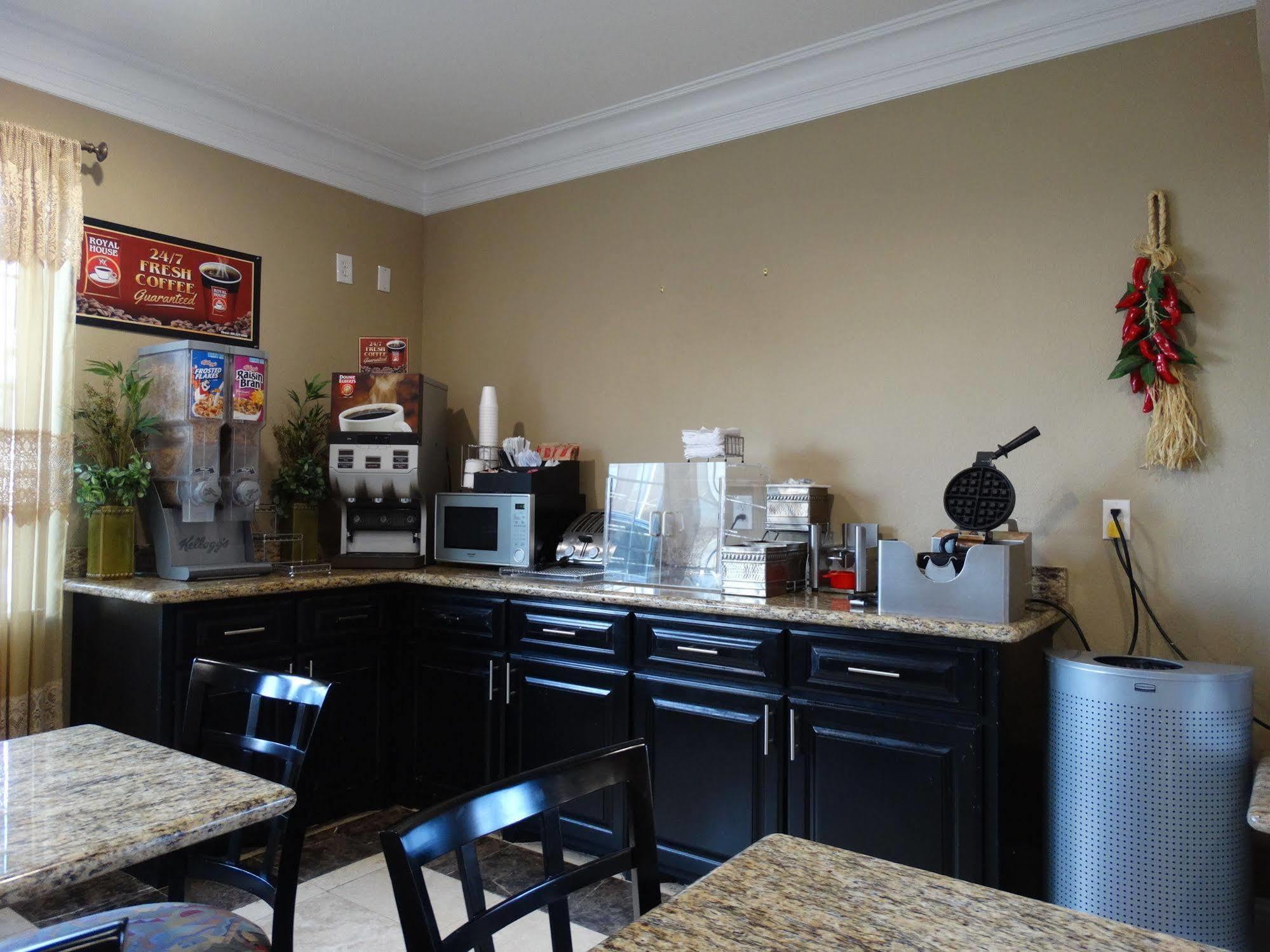 Regency Inn & Suites - Baytown Esterno foto