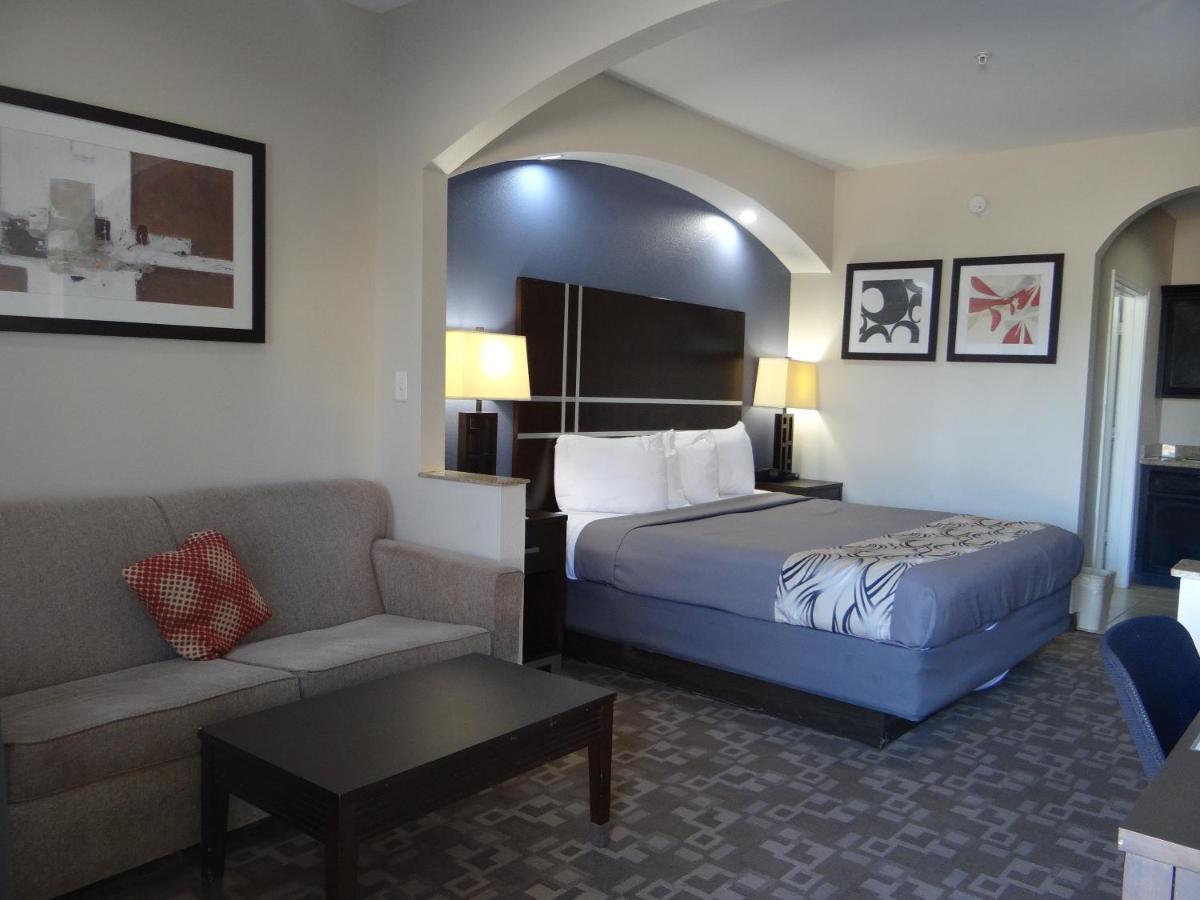Regency Inn & Suites - Baytown Esterno foto